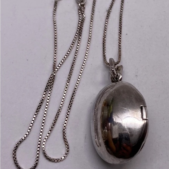 Art deco sterling silver and Garnet beautiful condition for the age - Picture 2 of 10